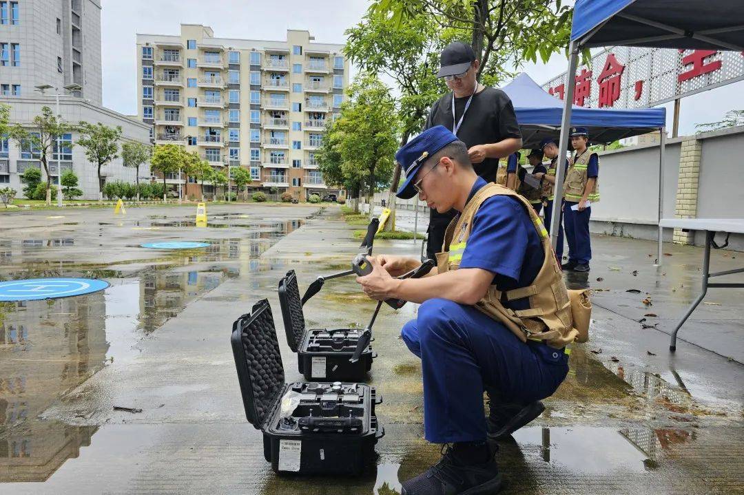 提高了基层应急通信骨干,灾害事故现场的灾情侦查,航拍全景图,测量