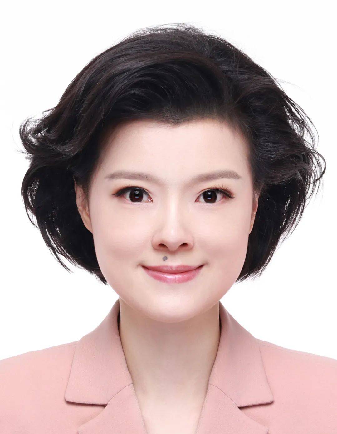 第18届长江韬奋奖拟推荐参评人选|中央广播电视总台邹韵工作简历、事迹材料