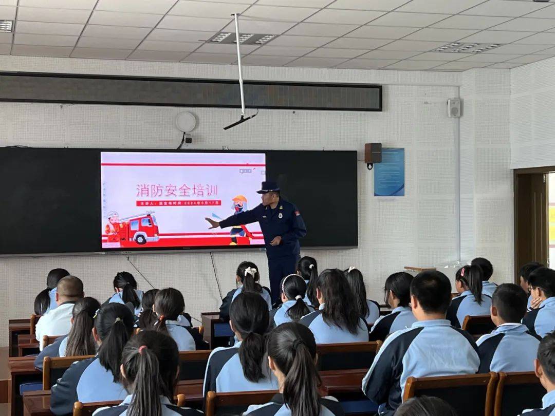 长海大队海洋岛站扎实开展"五进"宣传