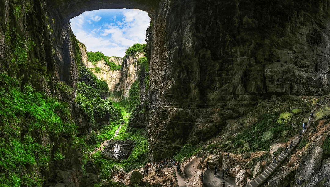 武隆全域旅游之花绚丽绽放——武隆旅游30年·30景