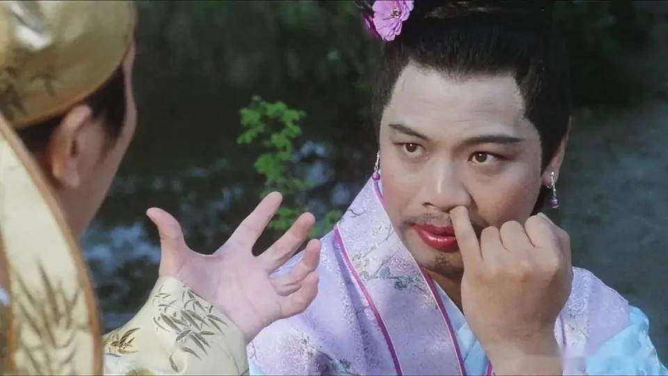 娱乐圈"鬼畜版"男扮女装,有人美到封神,但有的却让人哭笑不得