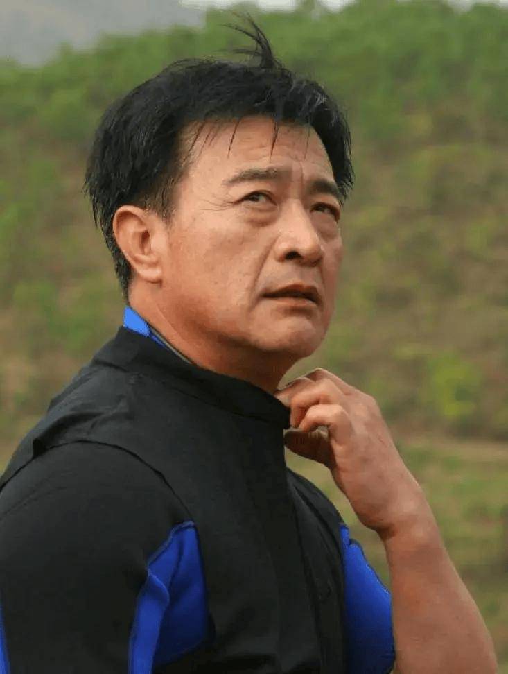 周里京:我一生清高,不炒作没绯闻,唯独对不起已亡故30年的发妻