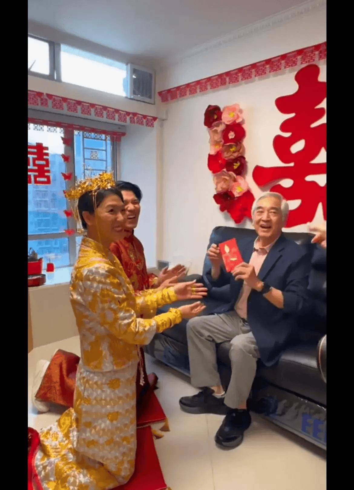 秦沛饮儿媳茶!儿子补办婚礼,新娘满手龙凤鈪金闪闪收公公大红包