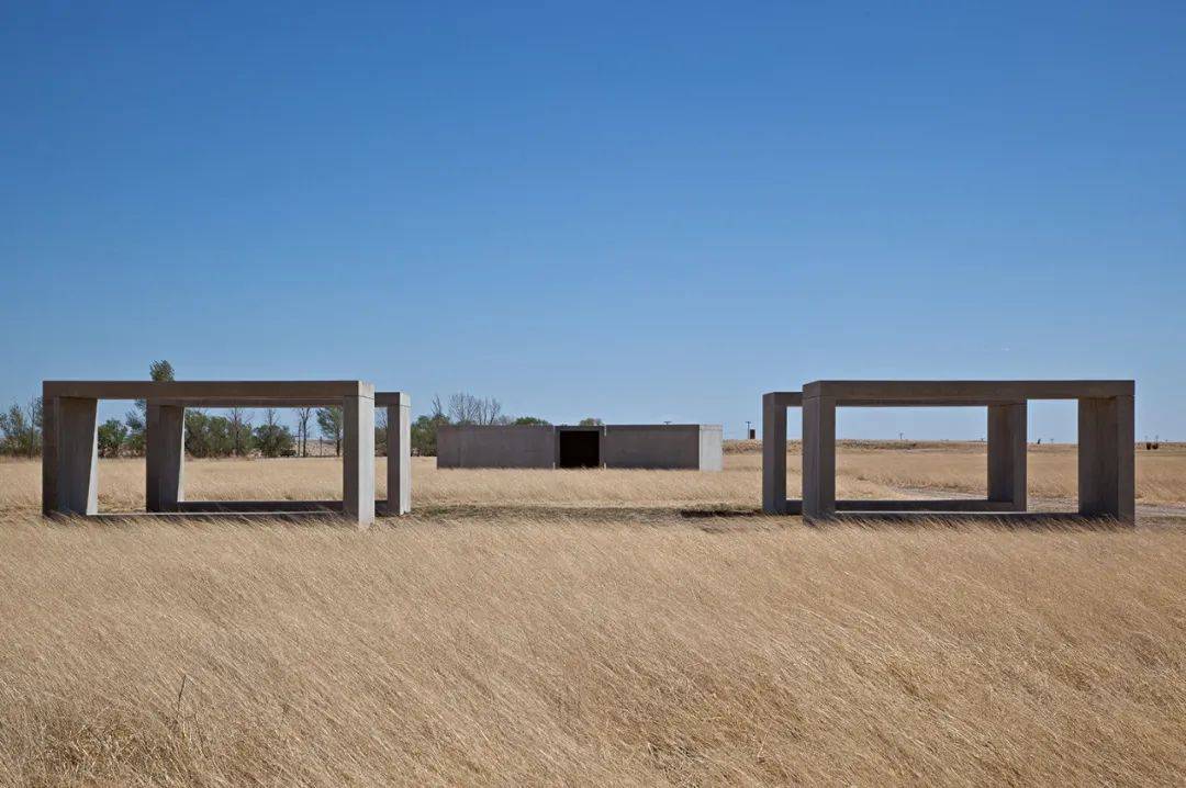 艺术还是建筑？极简主义之父 Donald Judd 的盒子空间！_唐纳德·贾德_作品_绘画