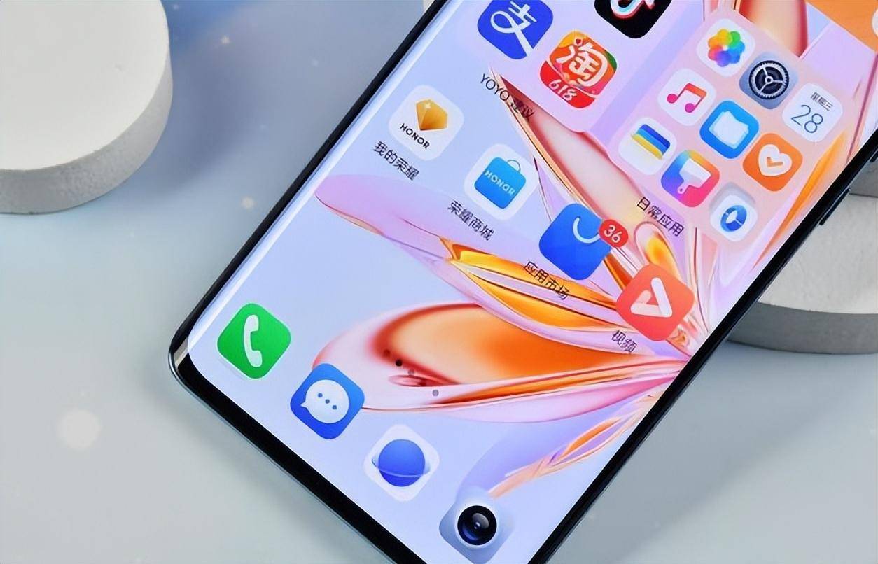 影音新纪元,荣耀如何用「屏幕 扬声器」重新定义手机市场?