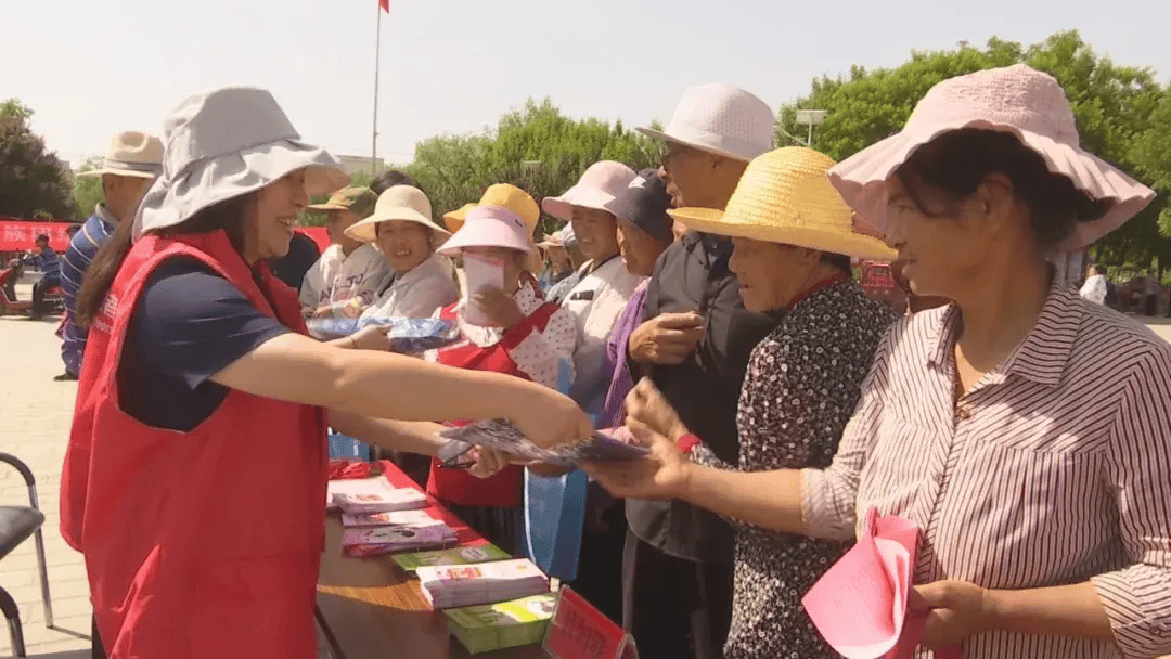 白银市"陇原巾帼普法乡村行"宣传活动在靖远县北湾镇富坪村举行
