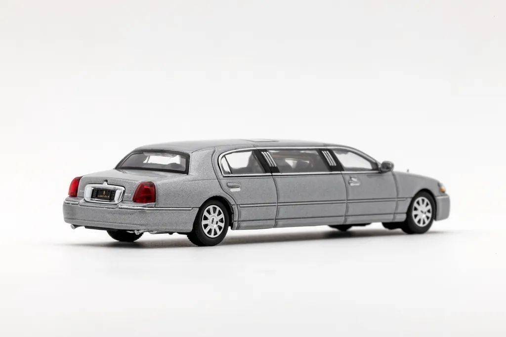 美系的加长那才叫加长,gcd林肯三代town car limousine模型试玩