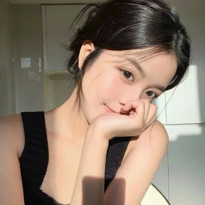 头像 l 近期喜欢的气质头像