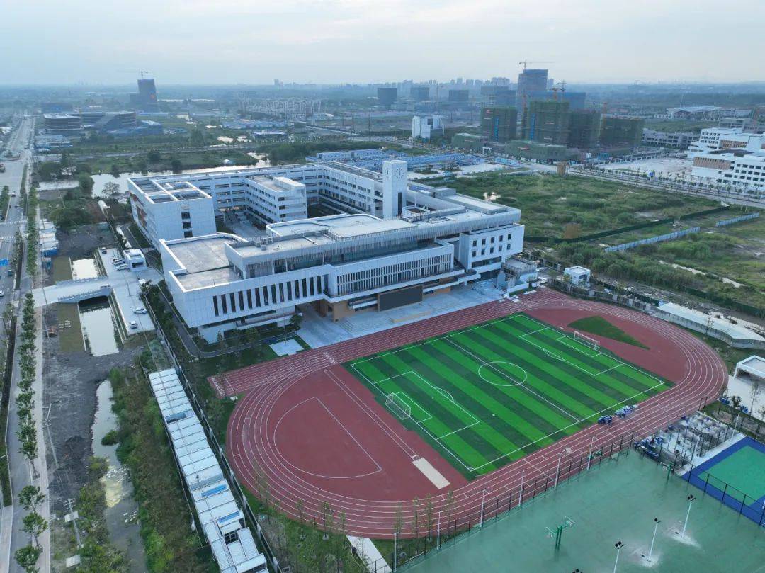 芜湖大龙湾:狂飙奋进!