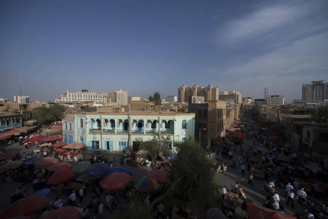 穿越丝路时空的喀什老茶馆 | "新疆的今昔"①