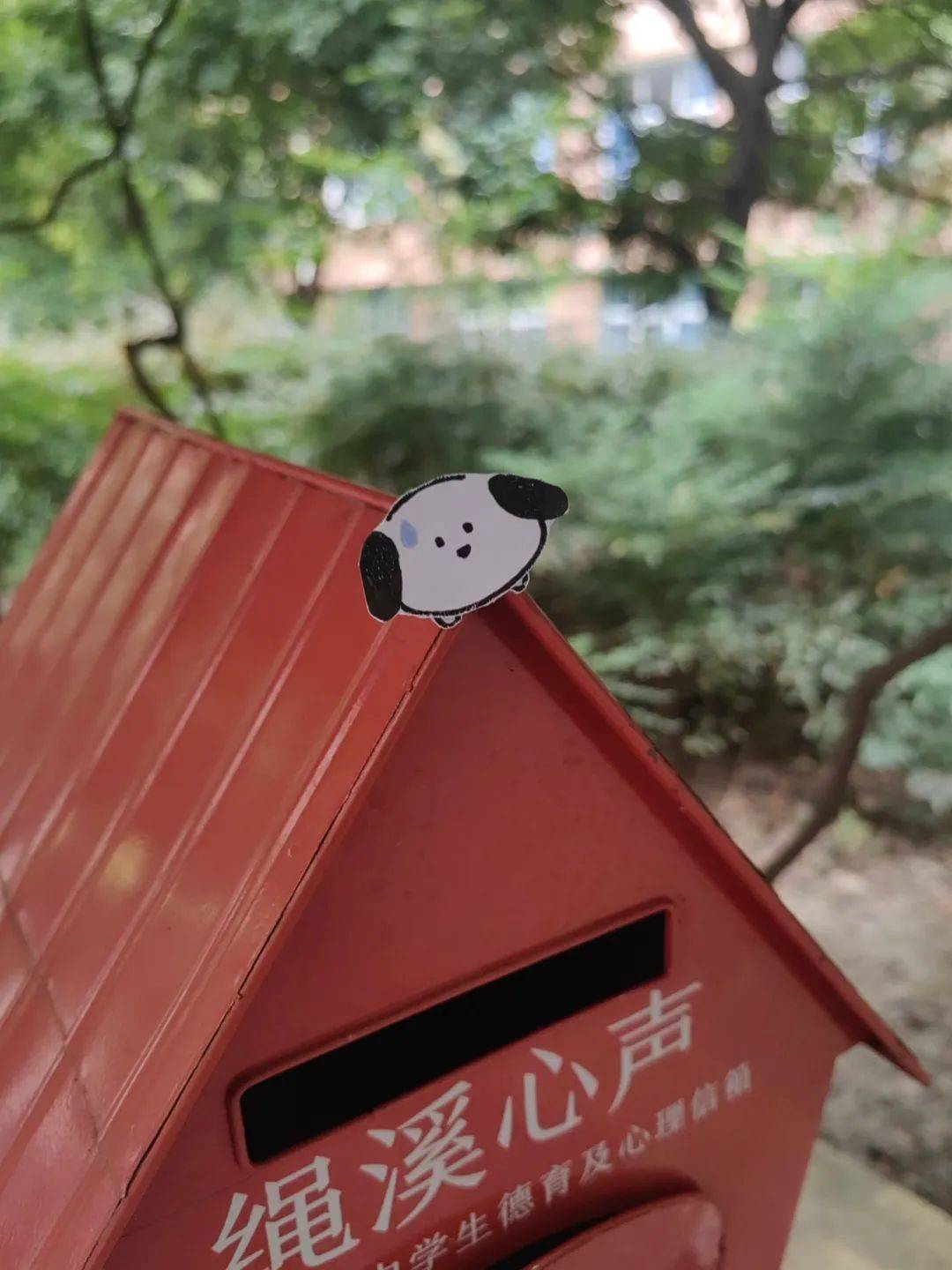 大脚板和盲人击鼓的活动则让参与者在欢笑中体验了不一样的乐趣.