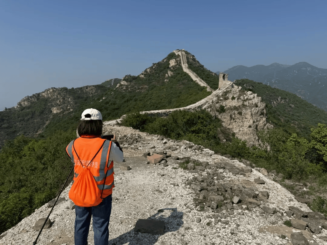 像守护家园一样守护好长城_石峡村_梅景田_保护
