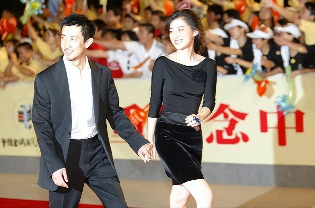 梅婷前夫鄢颇表白妻子 与你结婚是我人生最成功的一个选择