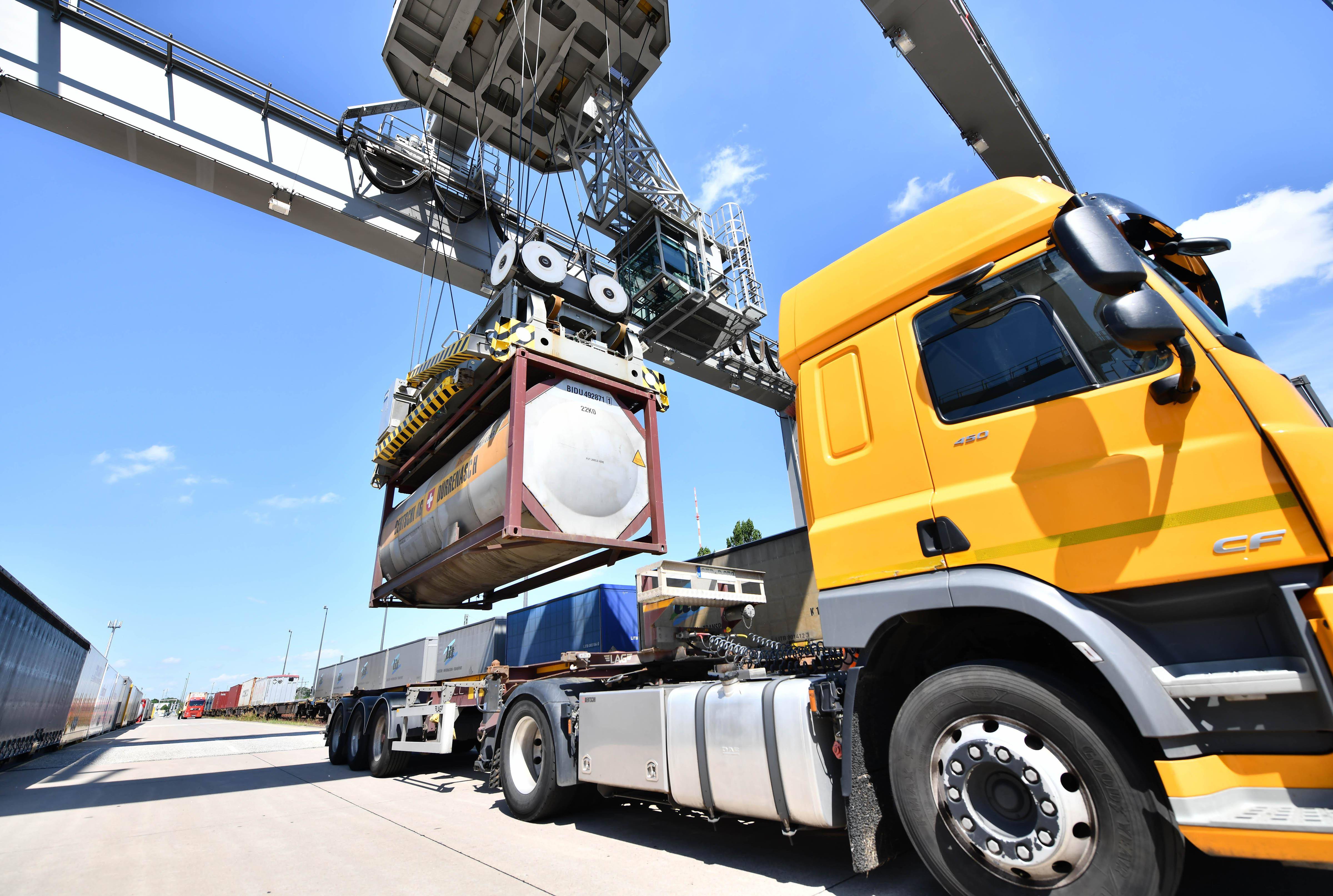 走进德国汉堡-比尔韦尔德duss货运场站