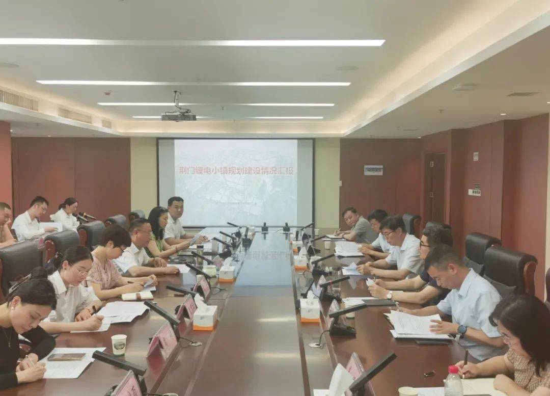 官堰湖青年社区,亿纬桥,湖北省网球学校(京山)等在建项目和京山市民之