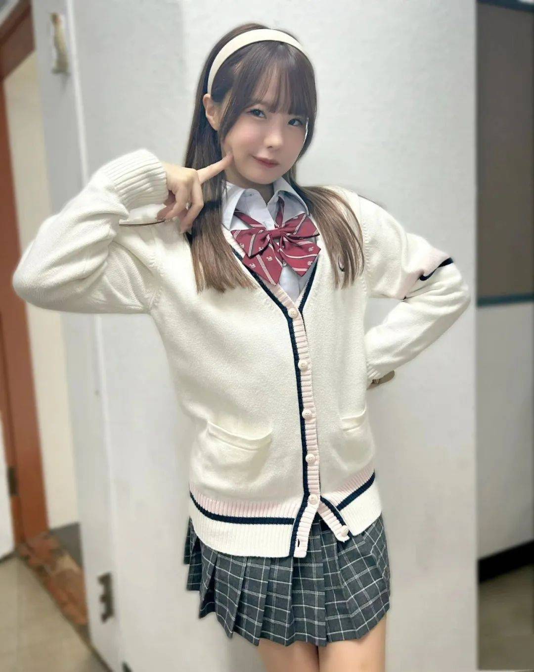 翻牌||日本最美萝莉!白丝美腿,谁看了不迷糊