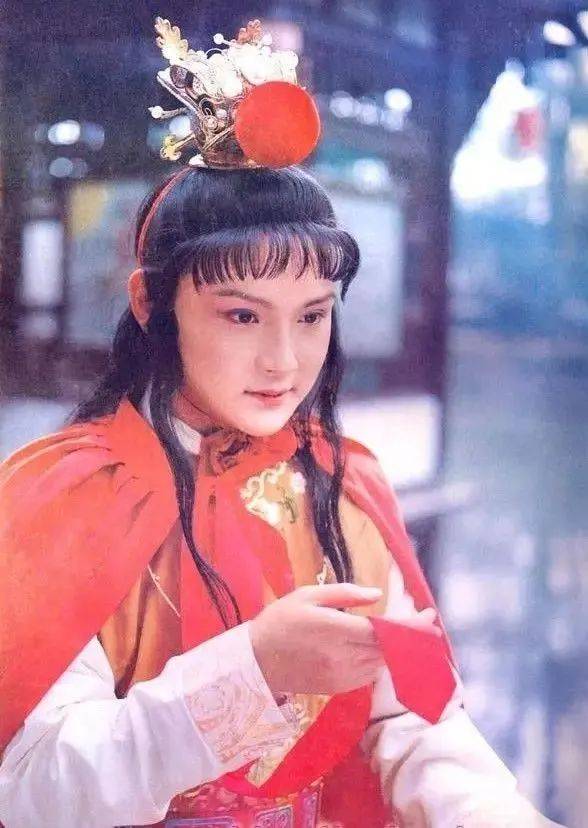 99个人物介绍，让你瞬间读懂《红楼梦》！