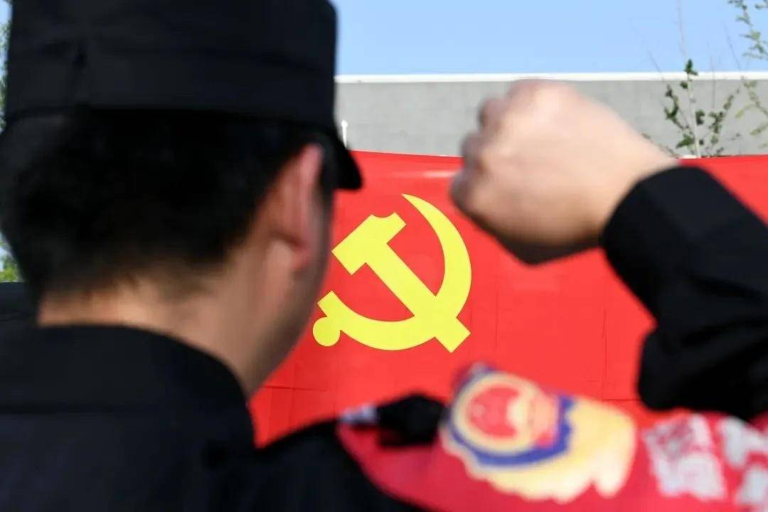 凝心聚力谋发展 忠诚履职勇担当——全面展现新时代呼