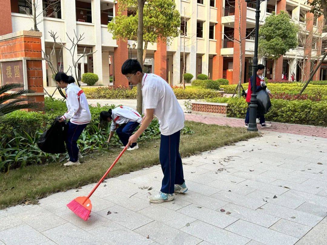 文明养成在行动|春风化雨毓文明 德润桃李满园香——晋江市毓英中学