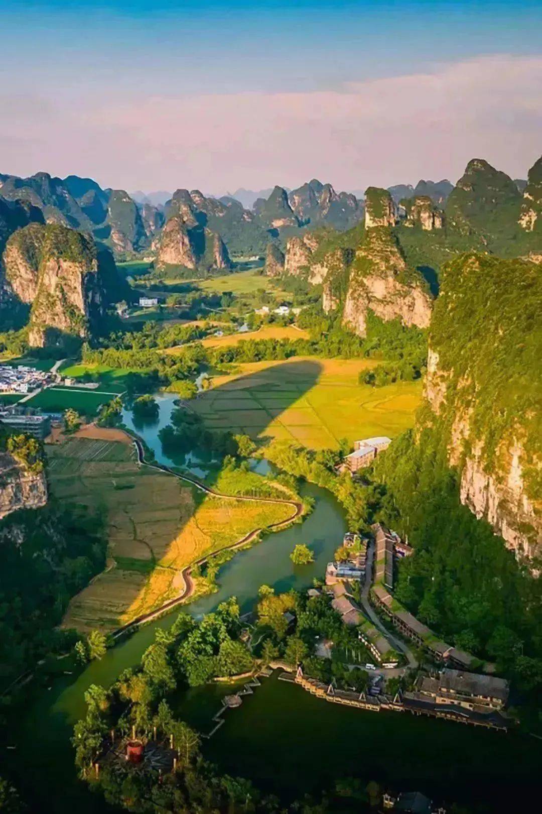 图源/大新明仕旅游度假区微信公众号在这里你会看到典型的喀斯特峰