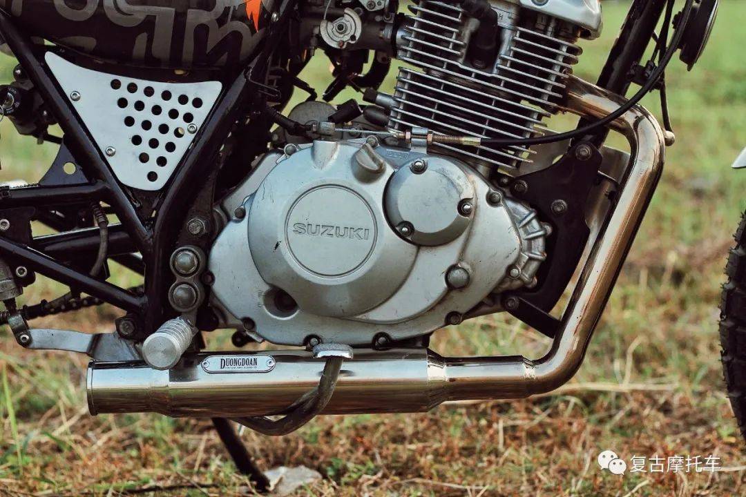 经典的铃木en150 | 每日一车