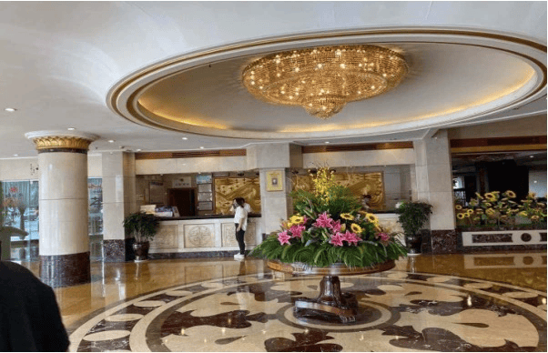 图源:抵押物说明,雄业大酒店内部在云南当地,邱光雄的雄业集团名声颇