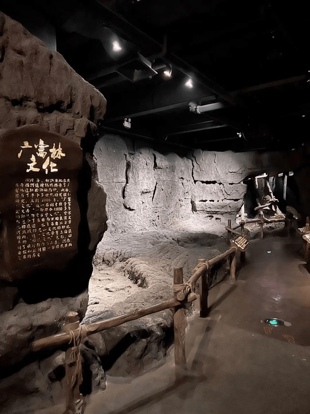 的水下博物馆广富林文化展示馆漂浮于水面上广富林文化遗址打造声势