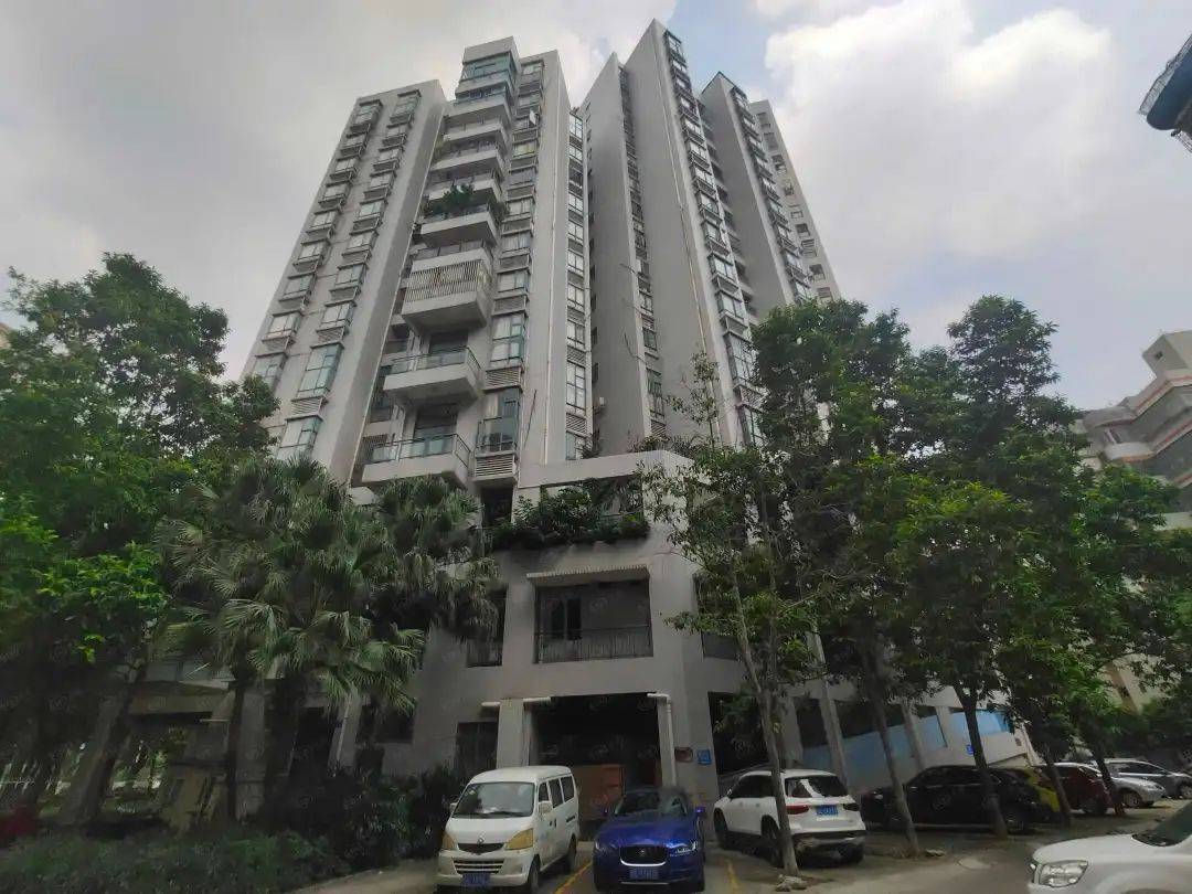 户型展示汇博星辰位于佛山市禅城唐园,由佛山金源置地房地产有限公司