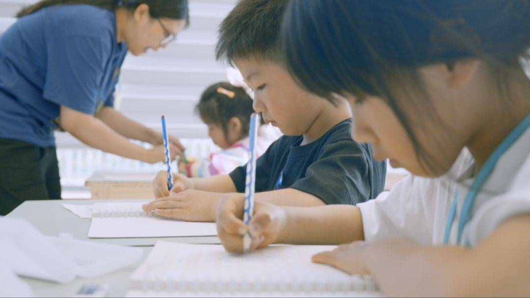 🌸经济日报【澳门一肖一码精准100王中王】_2018年毕节市天河城建开发投资有限公司城市停车场建设专项债券2024年第一次债券持有人会议结果公告