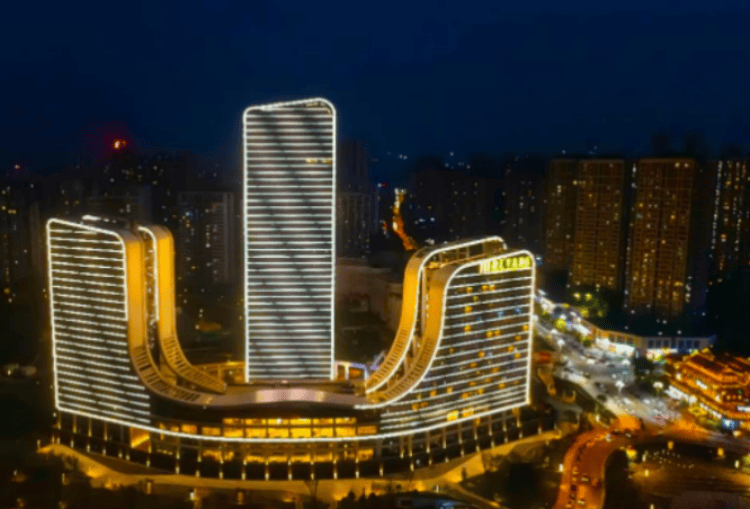 跟着孙颖莎,樊振东打卡巴南_重庆_滨路_西流