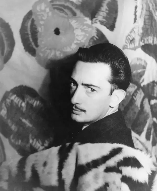 与拉斐尔·桑西和达芬奇并称为文艺复兴三杰.