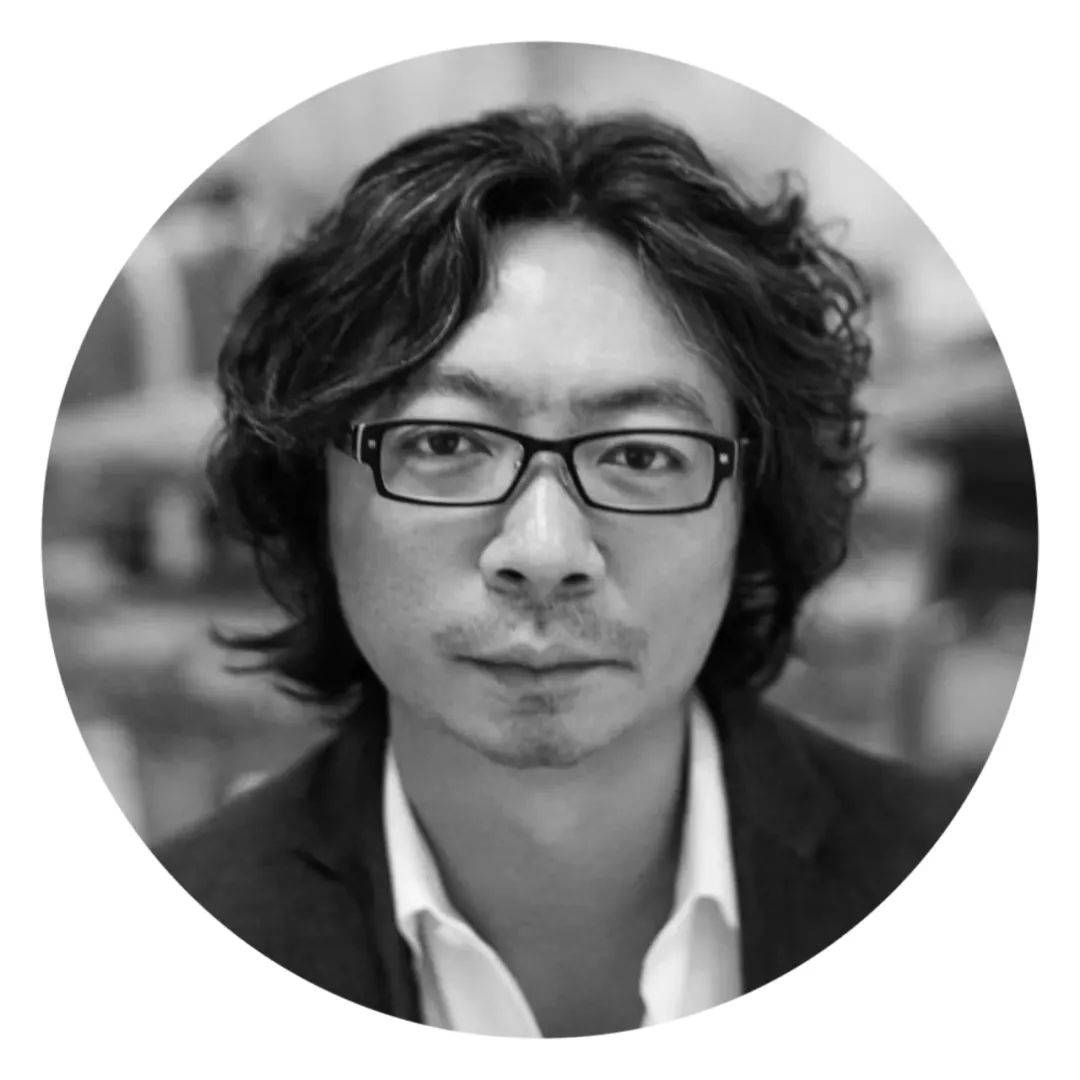 著作包括《祖国的陌生人》《一个游荡者的世界》《那些忧伤的年轻人》
