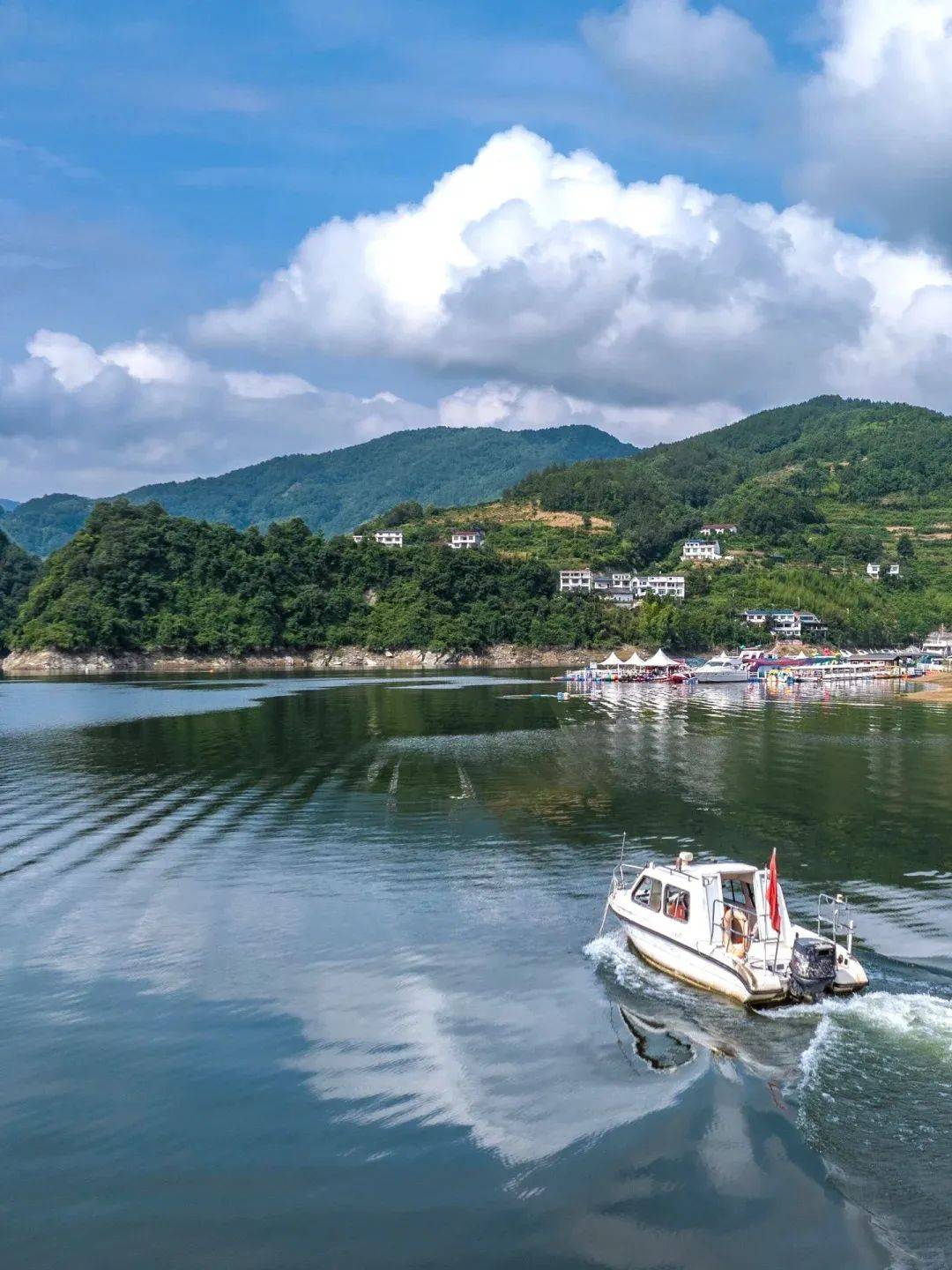 3天2晚环游"西北小江南"!打卡安康瀛湖,龙头山!漫享小城旧时光!