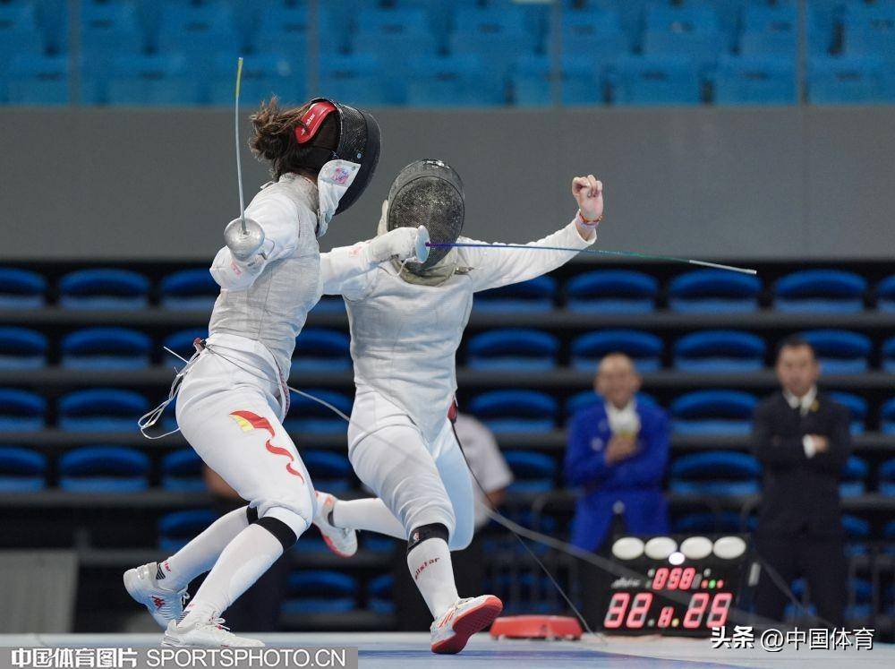 全国击剑冠军赛分站赛| 广东队获得女子花剑团体赛冠军