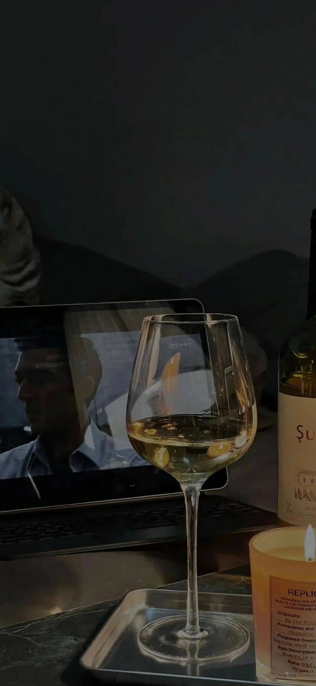 专题 | 高级ins黑色系氛围感壁纸