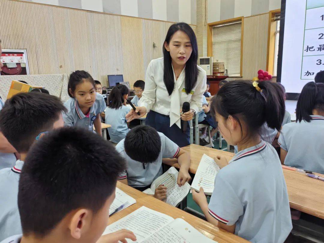 【高新教育·五小"名校 "】聚焦课堂求实效 示范评优