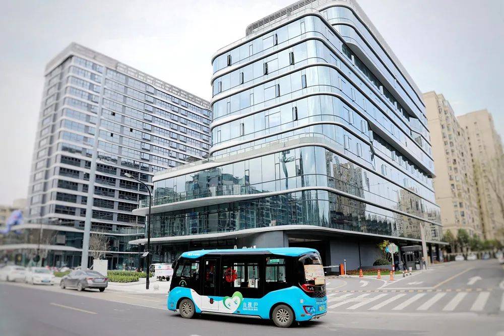 台州公交"小蓝巴"上线"专车"功能 片区内任意两点一站直达 起步价30元