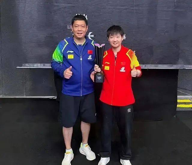 邱贻可连续发文,点评孙颖莎与王曼昱之战,这里面的信号,很明显了