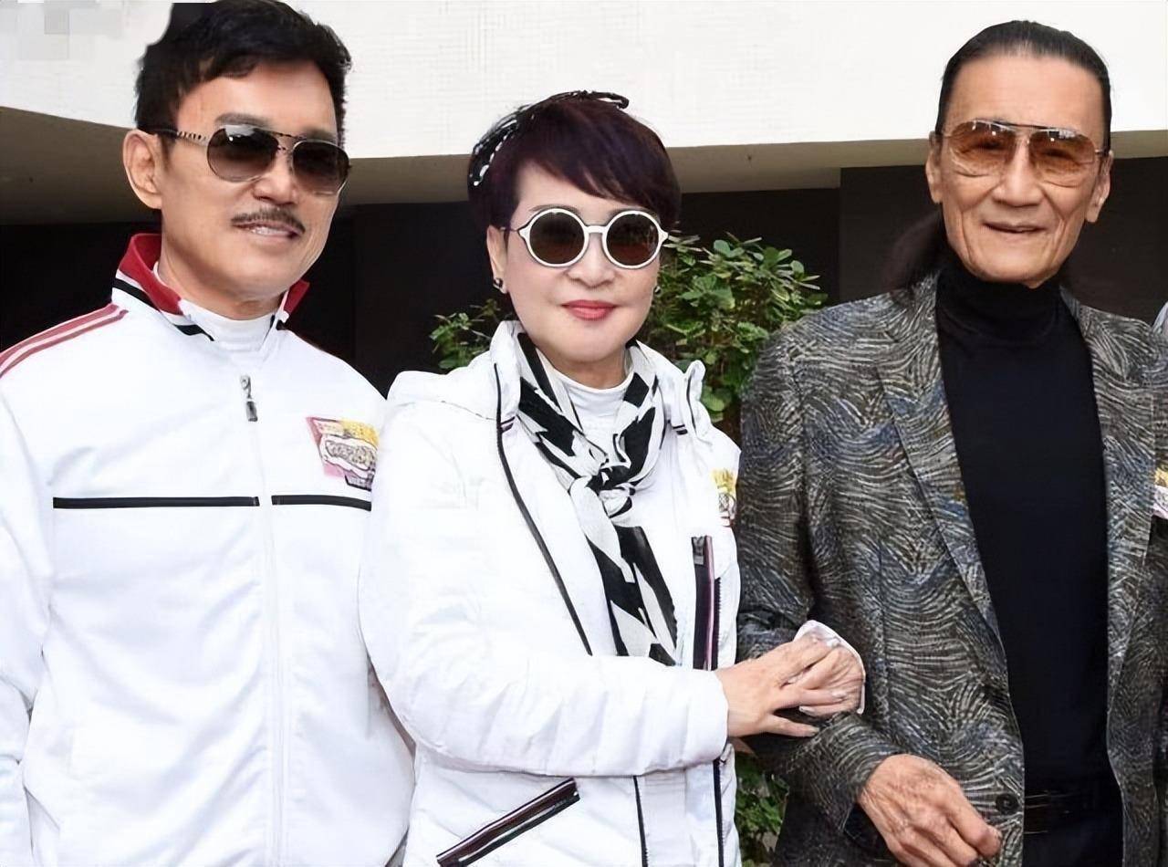 狄波拉:从弃婴到港姐,嫁豪门甩谢贤,一生都在找寻喜欢的活法_谢霆锋