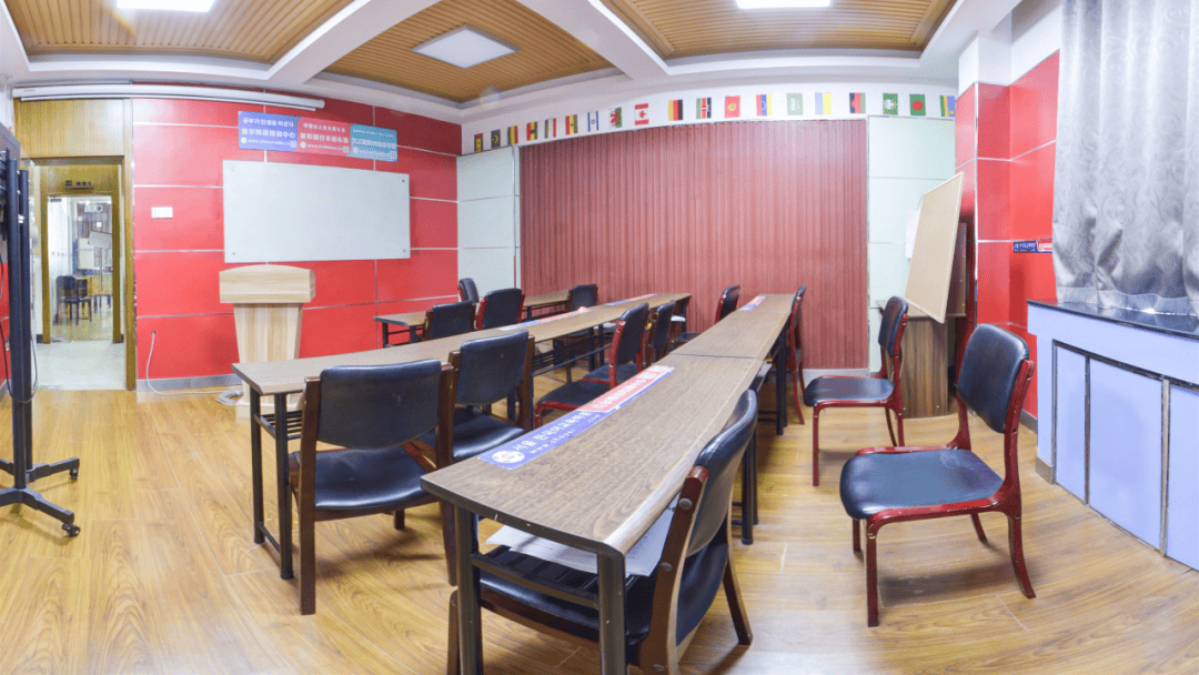 教育机构2010-2016沪江网培训类优秀教育机构2015年度大众点评人气