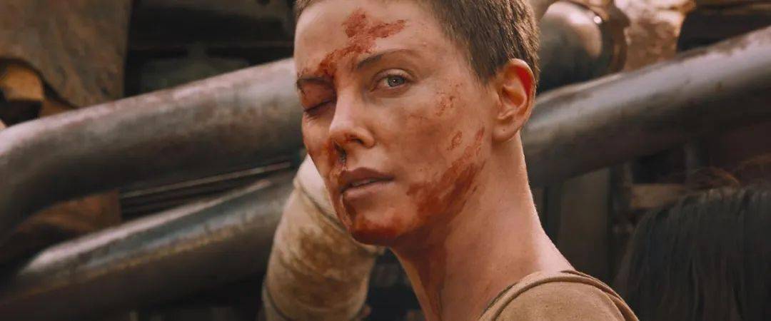 她一回归,吊打所有大片!_老乔_电影_查理兹·塞隆