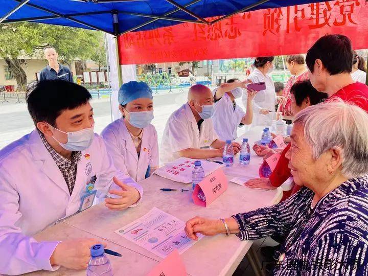 纪实图片类单幅作者:蒋娇单位名:深圳市宝安区松岗人民医院编号:2548