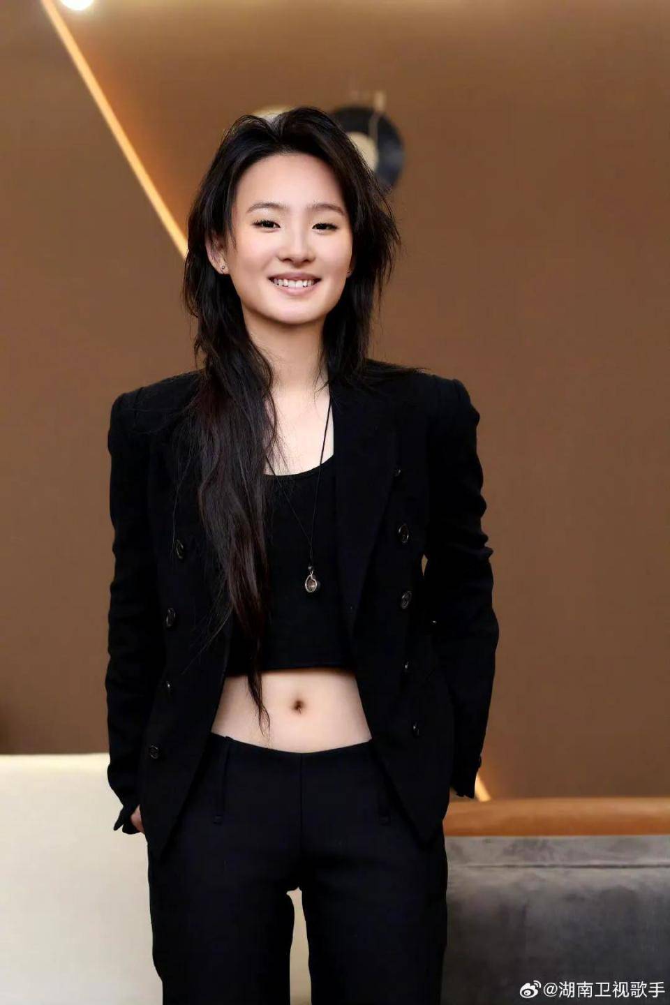 《歌手2024》张钰琪越唱越松弛,打败黄宣揭榜成功,00后伯克利高材生