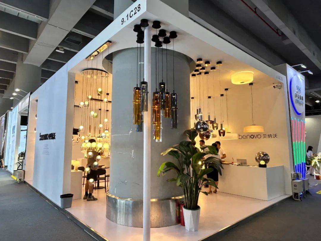 直击光亚展 | 华艺广场众多品牌商户惊艳亮相,火热出圈!