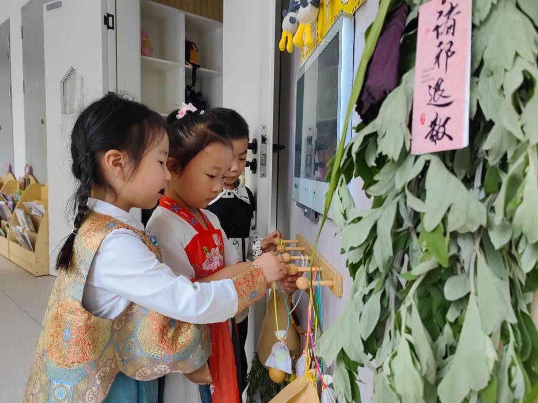 文字,图片:周小铃,周雨婷,郑靖雯,徐文静,黄强,单佳铭,江跃龙,梁娟,杨