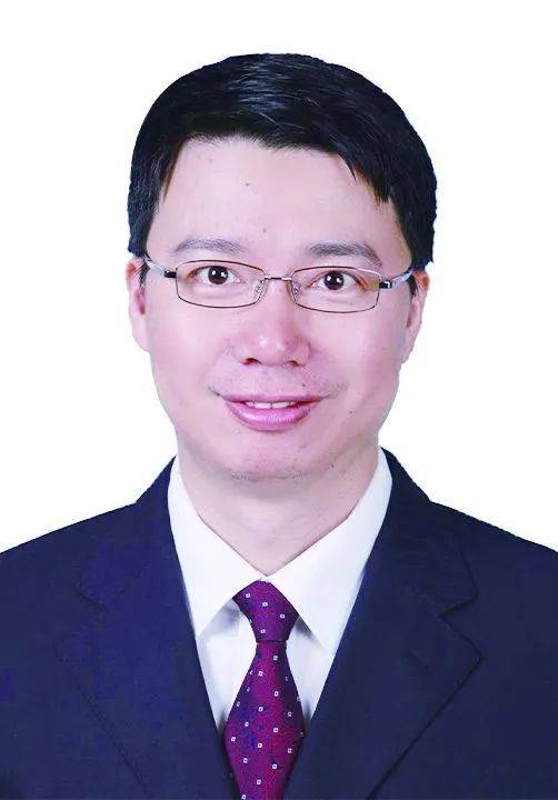 任洪波擅长:颅内复杂脑动脉瘤和脑血管畸形的微创介入与手术治疗,在