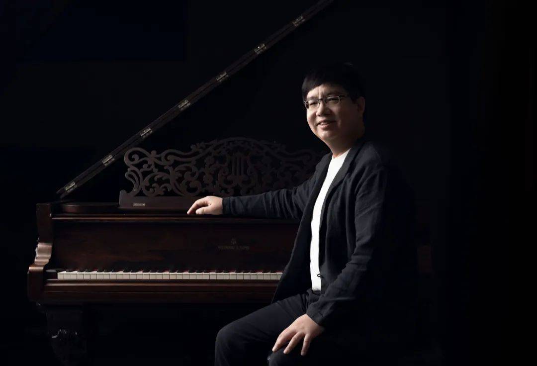 盛原钢琴大师课:小小琴童爱登台钢琴大师课比才:卡门组曲佩内亚:山猫