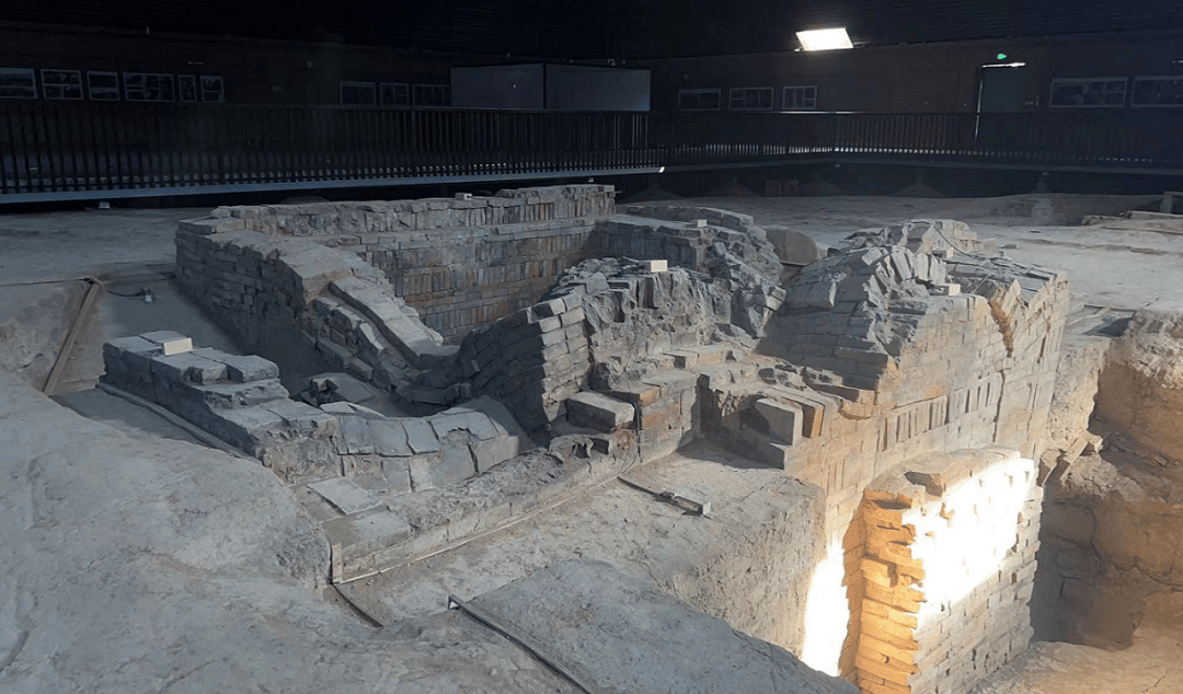 隋炀帝墓葬本体抢救性保护工程现场"西北有色",这个响当当的陕西文