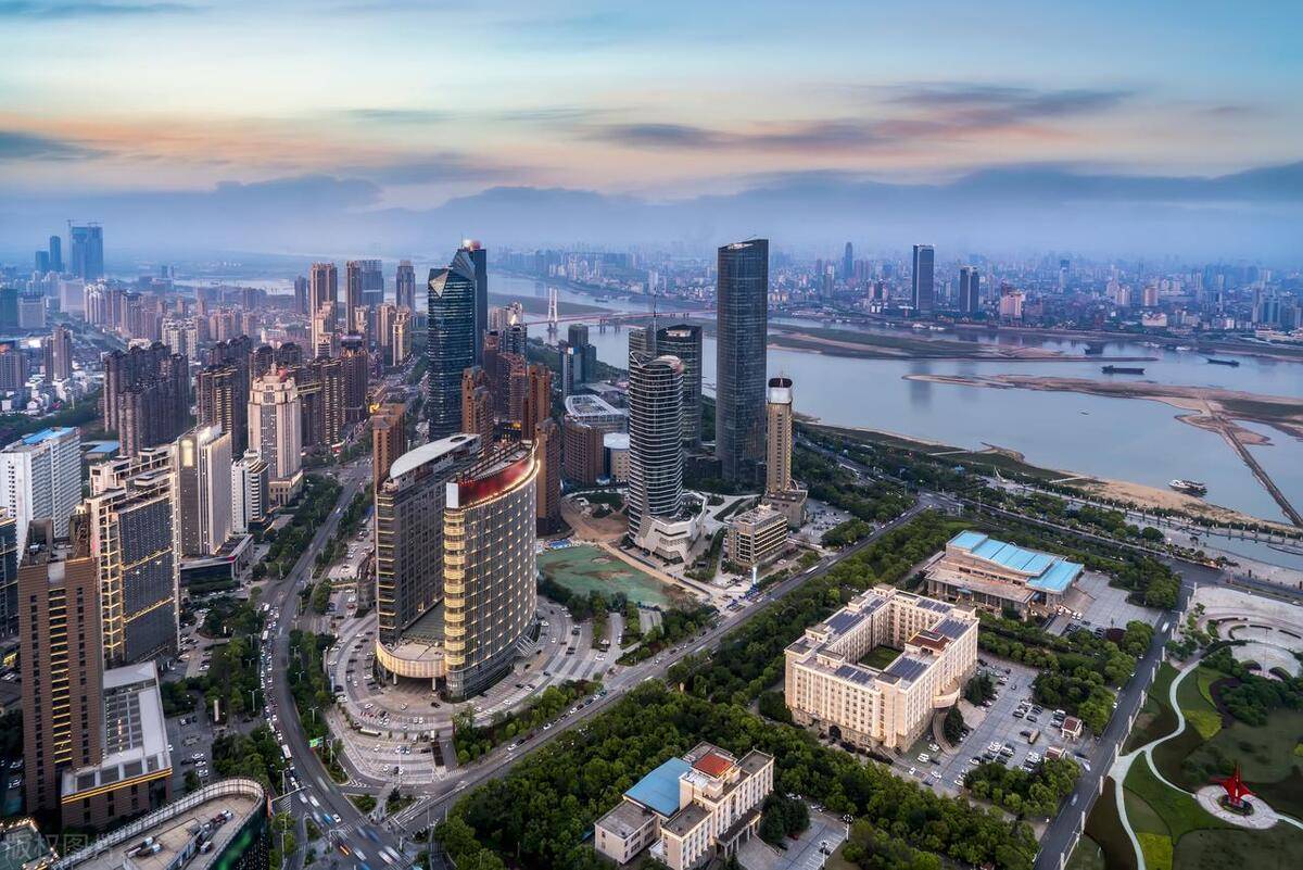 南昌各县区2023年财政收入:新建区接近红谷滩区,安义县暴涨