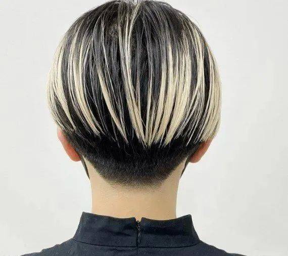 超火短发线条染造型,非常酷炫个性,吸睛力百分百